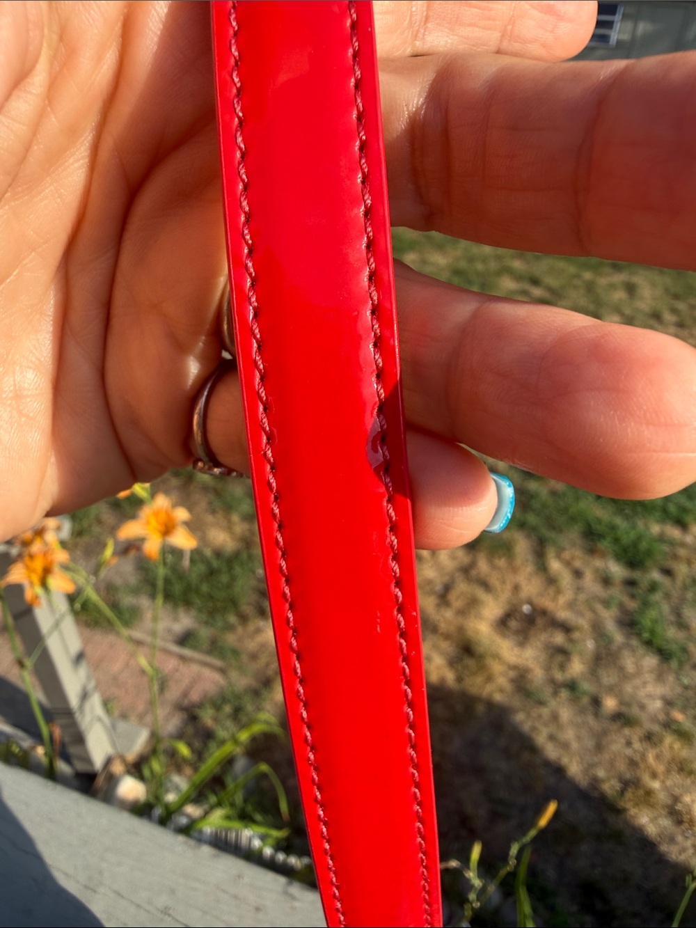 kate spade red patent heart-perforated crossbody bag - Picture 10 of 10